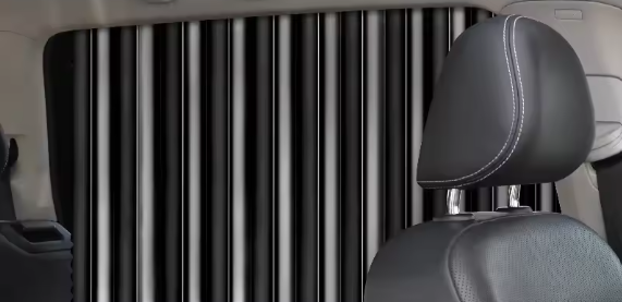Rideaux de voiture intégrés